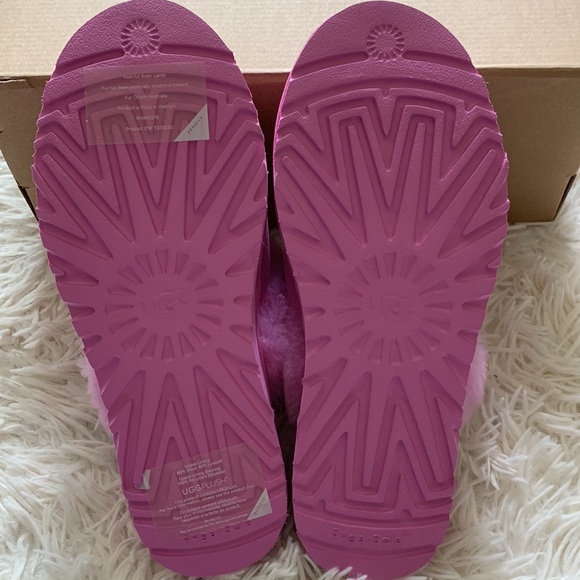 NWB authentic UGG cozy genuine slippers in echinacea pink - Picture 4 of 10